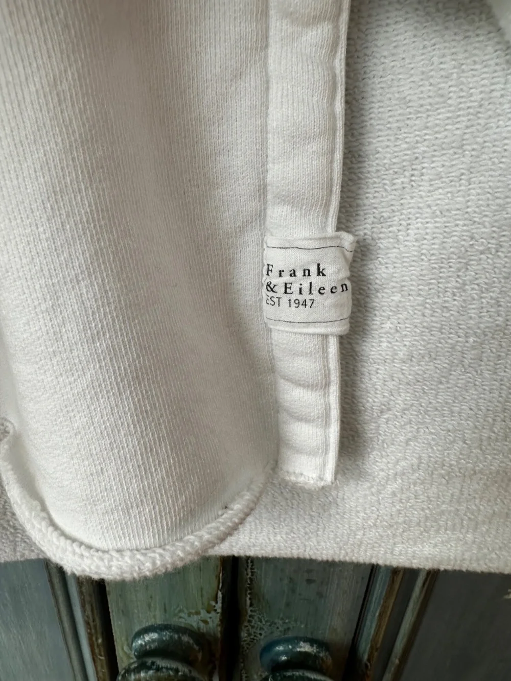 Frank & Eileen Eileen Relaxed Button Up Shirt in White Tripple FLeece Size XS - Picture 10 of 12